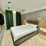 Chanttal Luxury - Boutique Apartment Bucharest