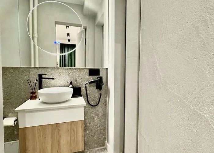 Chanttal Luxury - Boutique *