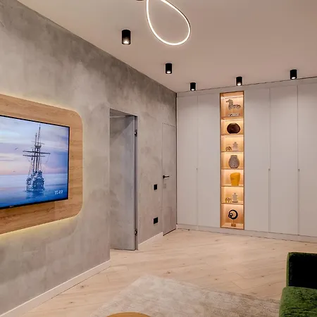 Chanttal Luxury - Boutique *