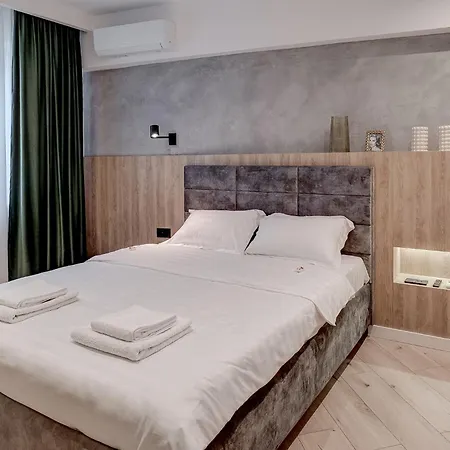 Chanttal Luxury - Boutique *