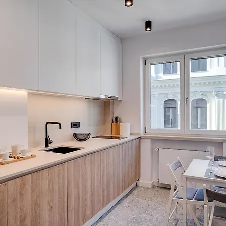 Apartment Chanttal Luxury - Boutique Bukarest